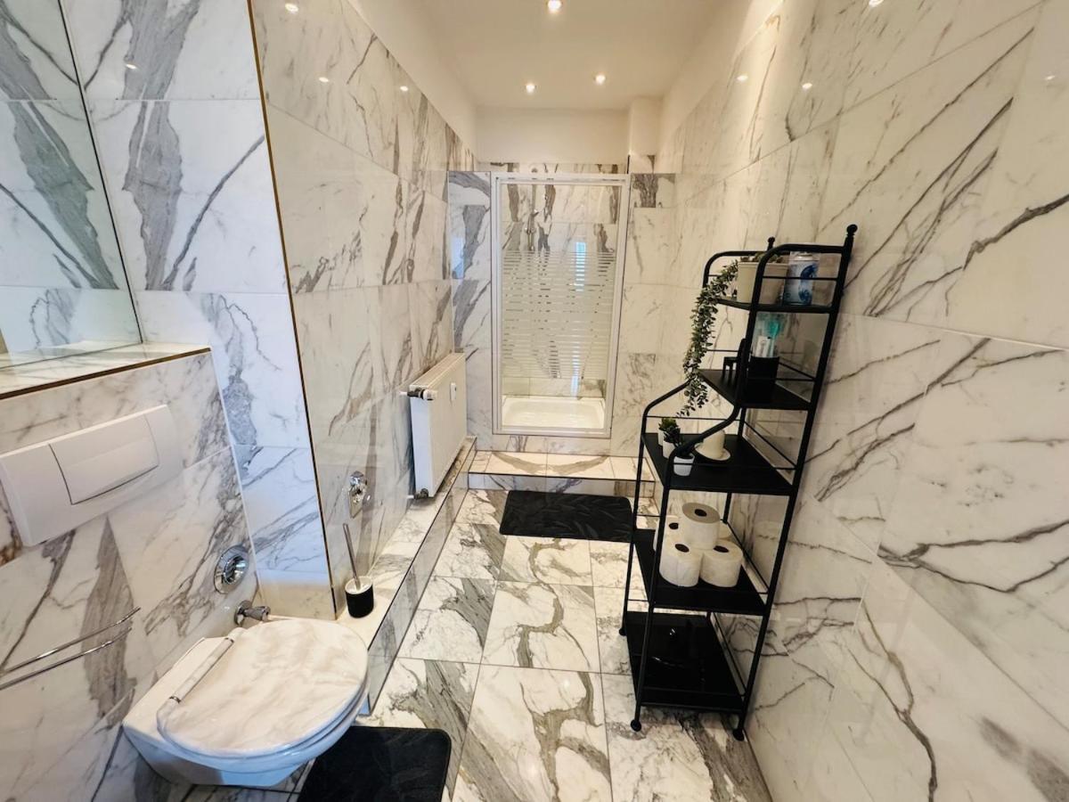 Appartement 3-raum-city-apartment Ost-5 Düsseldorf