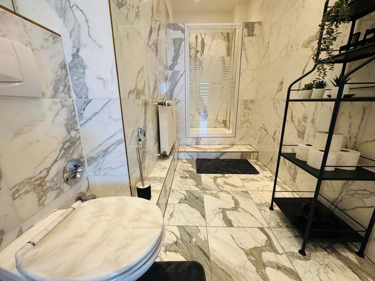 Appartement 3-raum-city-apartment Ost-5 Düsseldorf