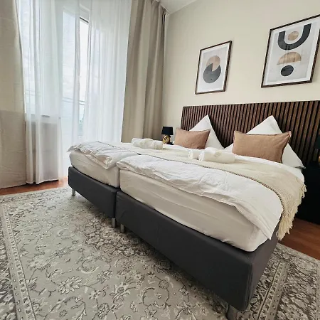 Apartment 3-raum-city-apartment Ost-5 Dusseldorf