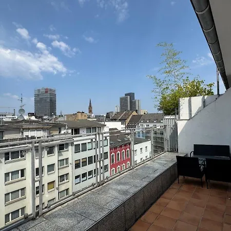 3-raum-city-apartment Ost-5 * Dusseldorf